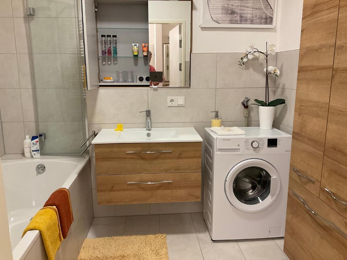 Ferienwohnung Danubia Linz Bagian luar foto