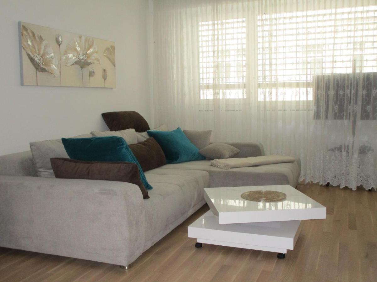 Ferienwohnung Danubia Linz Bagian luar foto